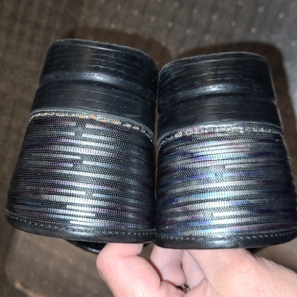 Pre-loved Size 43 dansko clog.  Pre-loved Size 43 dansko clog. - Picture 5 of 10